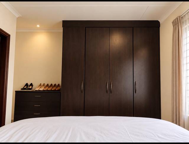 2 BEDROOM TOWNHOUSE FOR SALE IN ARUNDO ESTATE